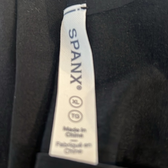 NEW SPANX open bust oncore. Mid thigh shorts bodysuit Women's Shapewear - Picture 4 of 5